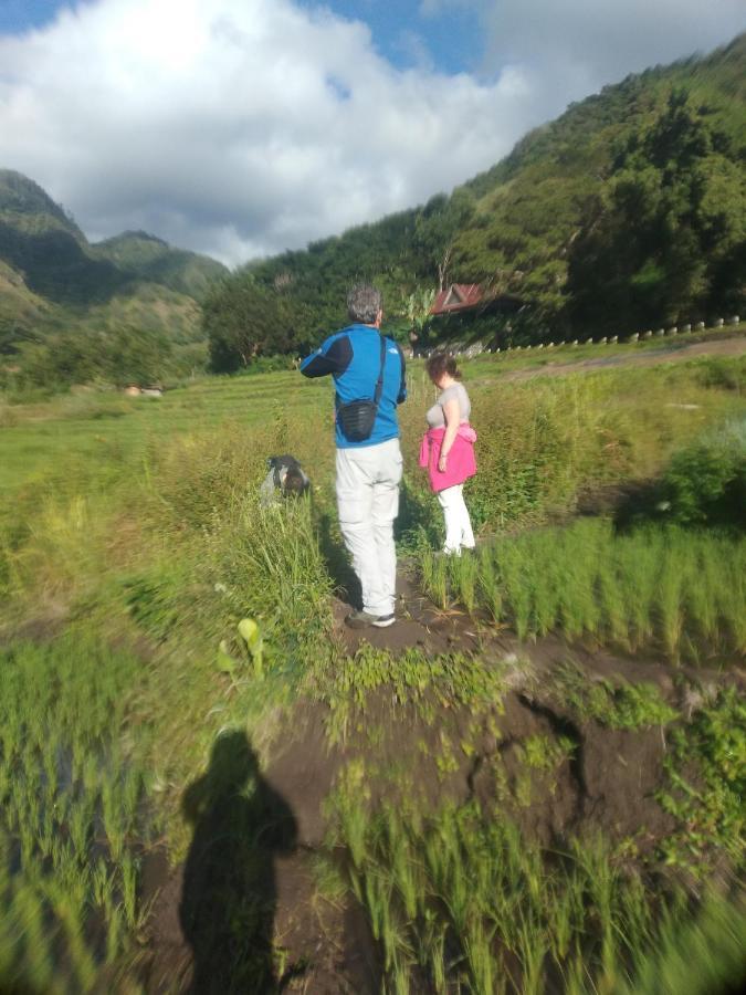 Hidayah Homestay Kelimutu Exterior foto